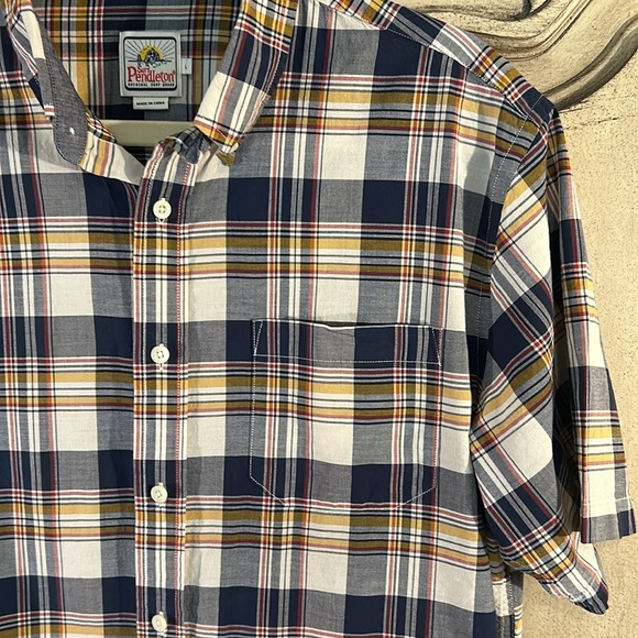 Pendleton Seaside Plaid Cotton Short Sleeve Button Down Shirt -Large - Picture 2 of 10